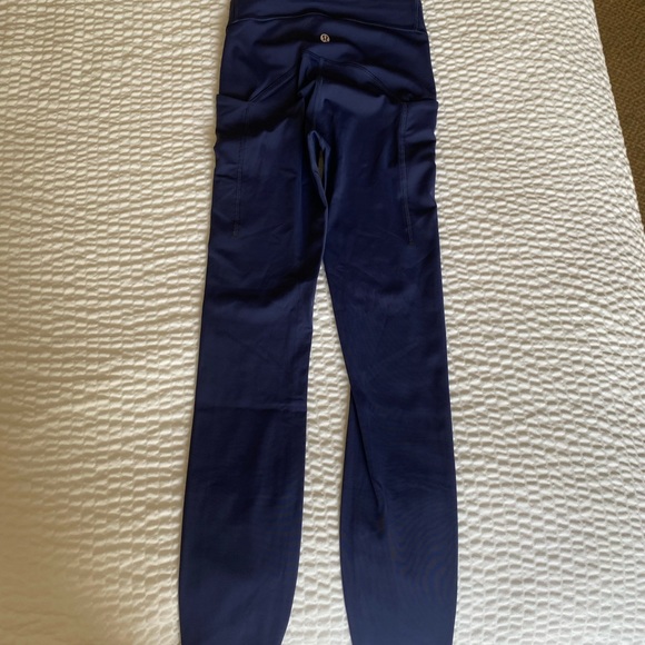 Lululemon Power Thru leggings - Picture 2 of 6